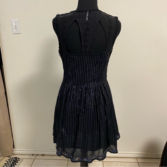 Free People Dress Women’s Size 6 Black Metallic Pinstripe Water Lily Mini Dress - Picture 4 of 16